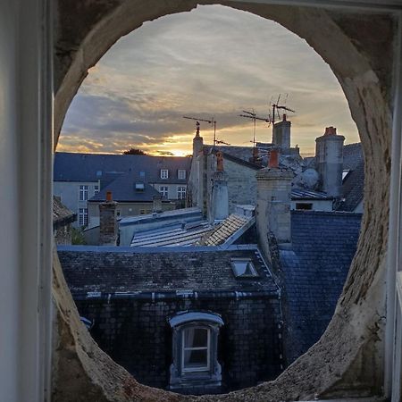 Charmant Appartement Renove Bayeux Exteriör bild